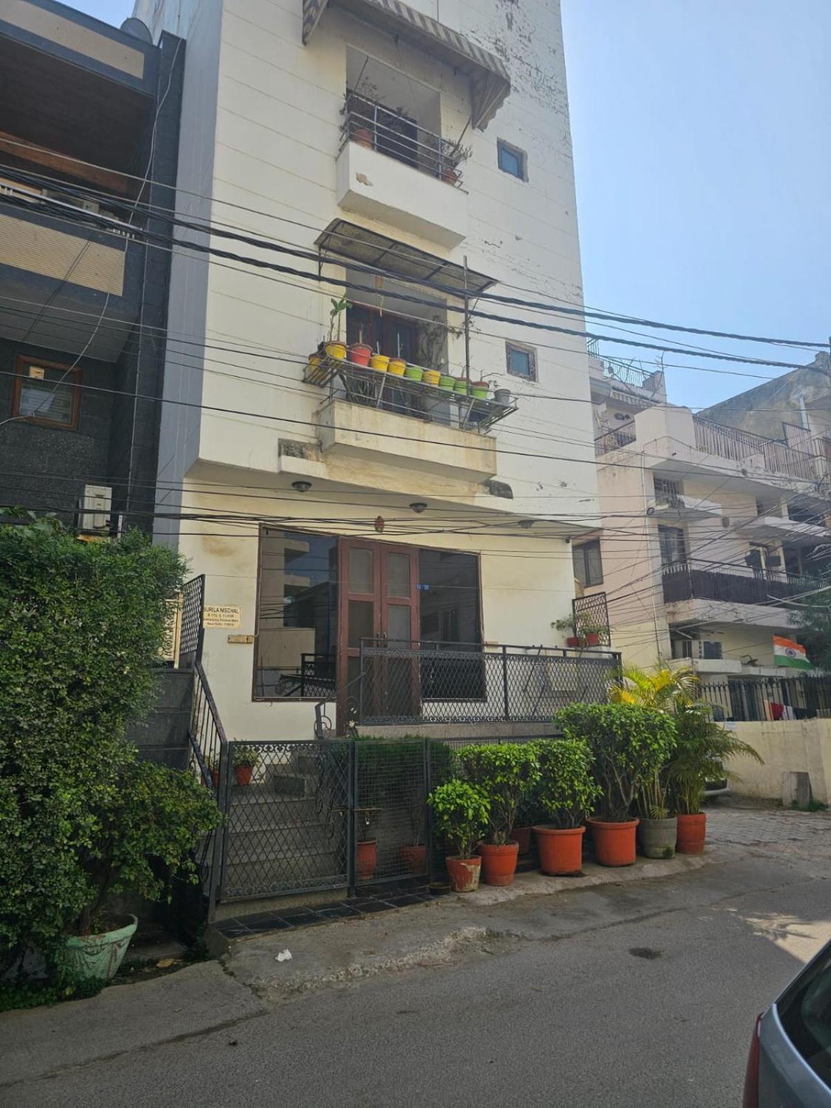 Sky Bloom Luxury Homestay Nova Deli Exterior foto